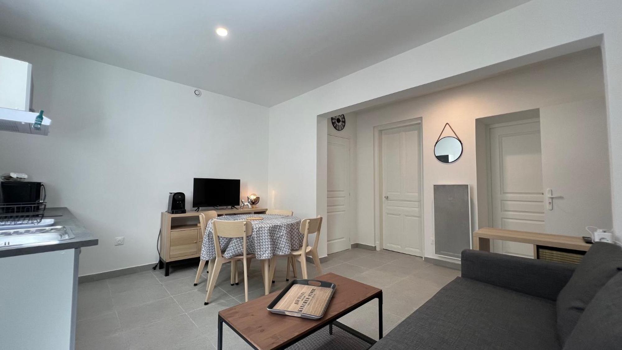 Fenix Appartement T2 40 M2 Cosy Rdc Plein Centre Ville ピエールラット エクステリア 写真